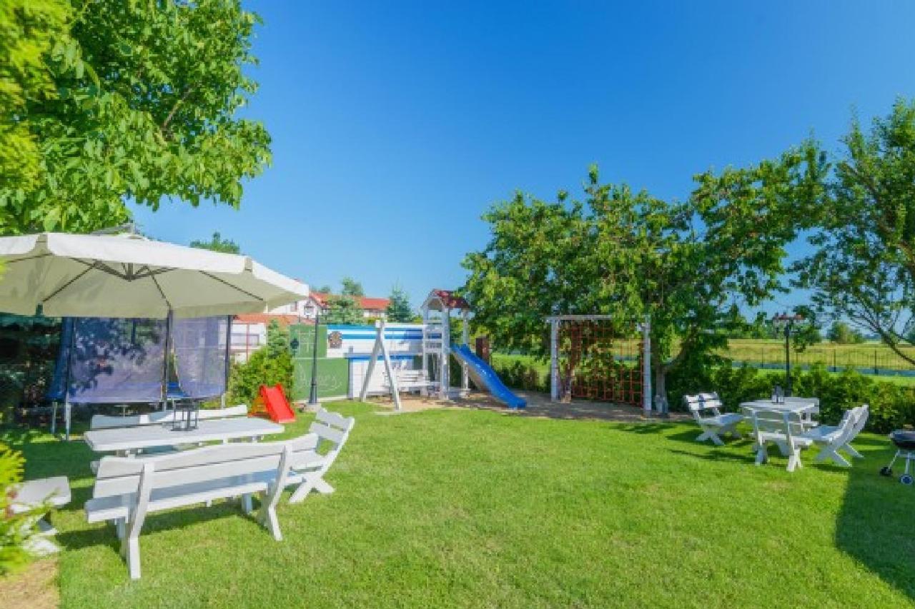 Pokoje Agnes Apartment Янтар Екстериор снимка